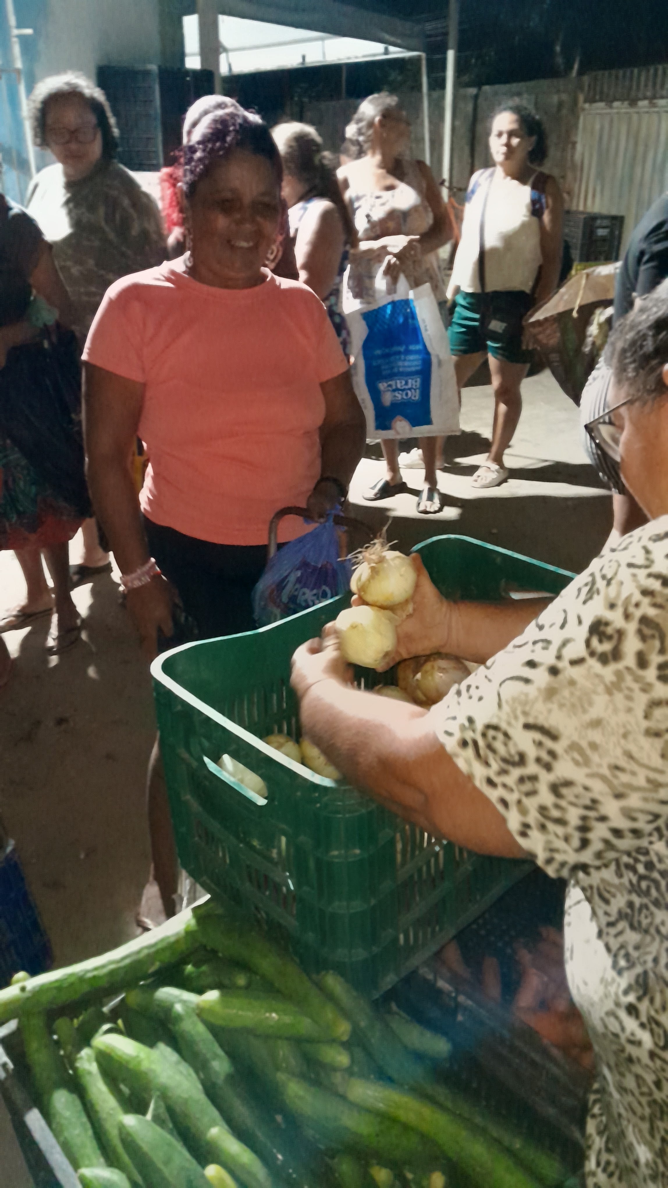 ABCDE em Ação: Mais de 300 famílias são beneficiadas em entrega de alimentos no polo Gervásio Maia